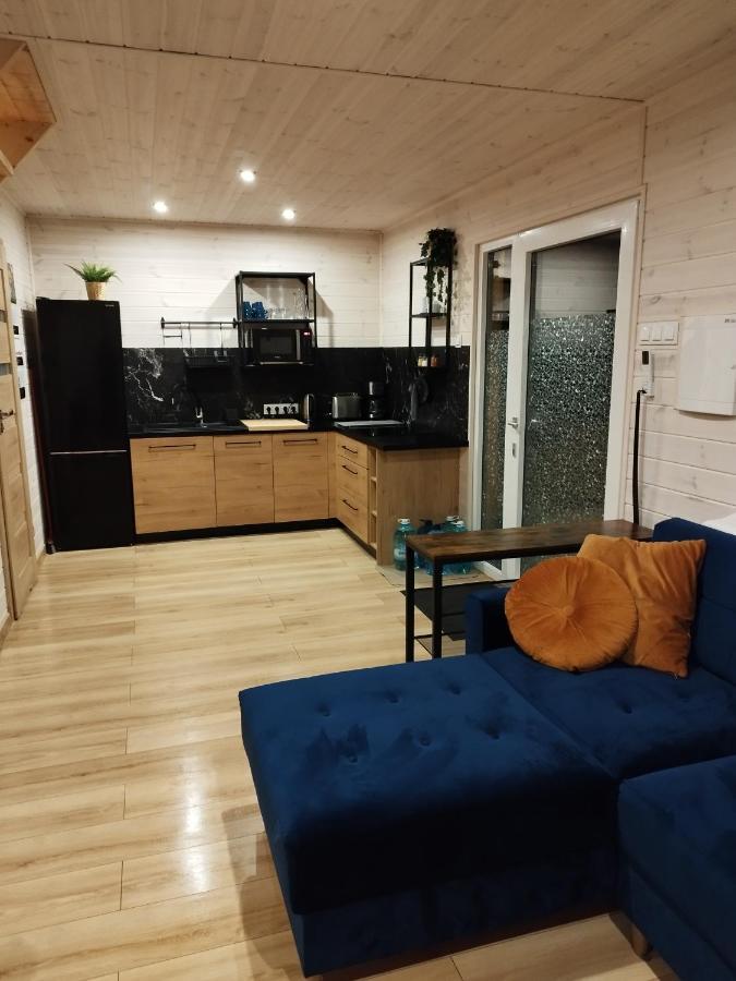 Domino - Domek Nad Jeziorem Bieniowice Exteriér fotografie